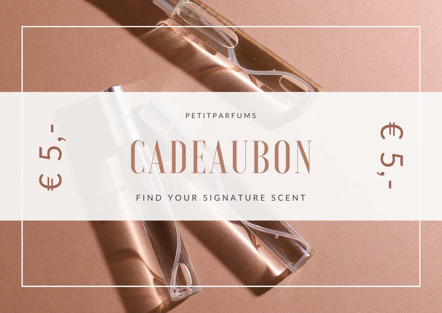 PetitParfums Cadeaubon ter waarde van €5,-, perfect voor het vinden van jouw signature geur.