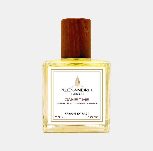 Full bottle van Alexandria Fragrances Game Time, een parfumextract van 55 ml met warme, kruidige, zoete en citrusachtige geuren.