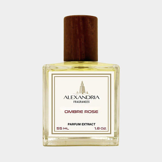 Ombre Rose parfumextract van Alexandria Fragrances, verpakt in een glazen fles van 55 ml met een houten dop. De geur belichaamt elegantie en verfijning.