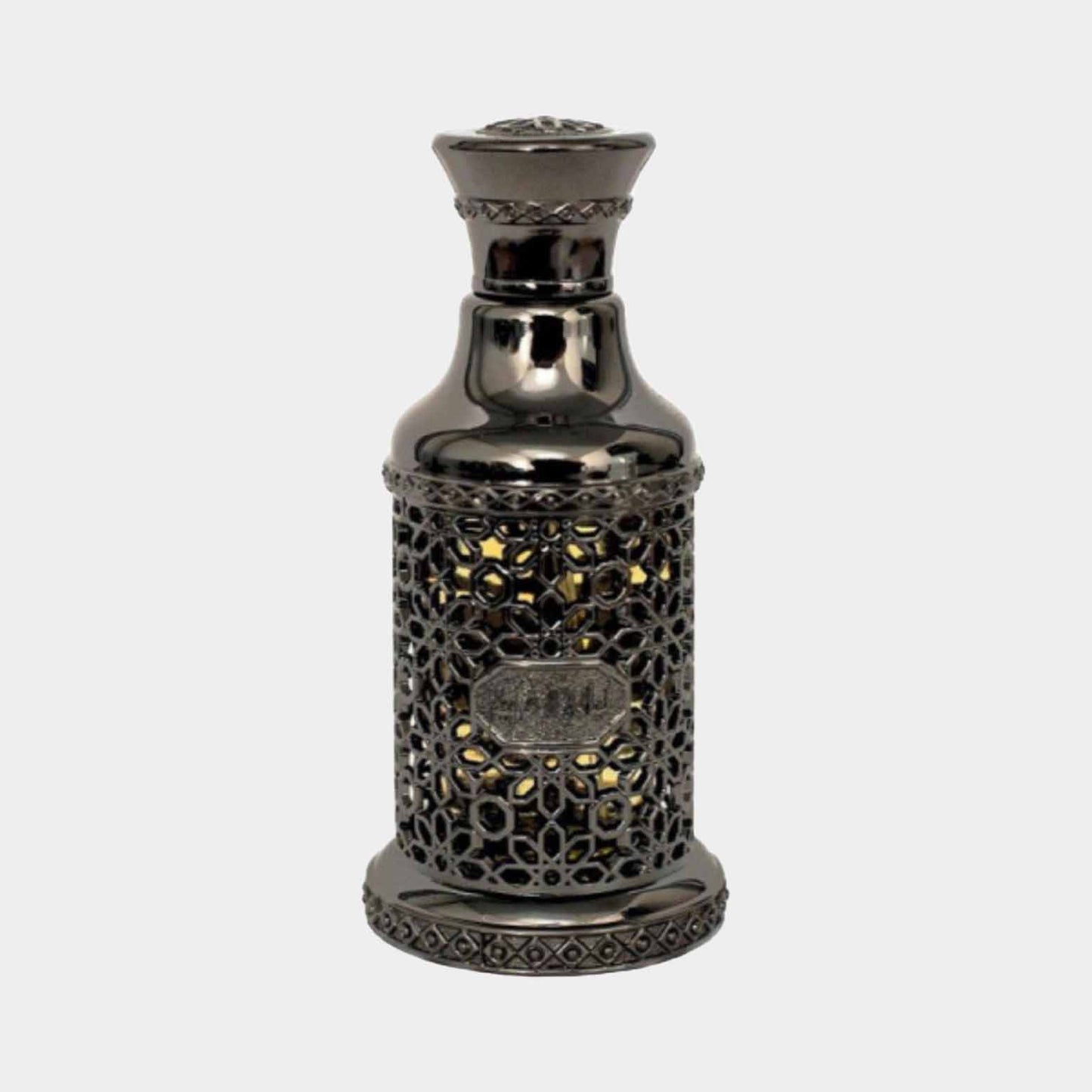 Arabian Oud Arabian Nights Black Sample in een elegante, intricately ontworpen fles met zwart en goudkleurige accenten.