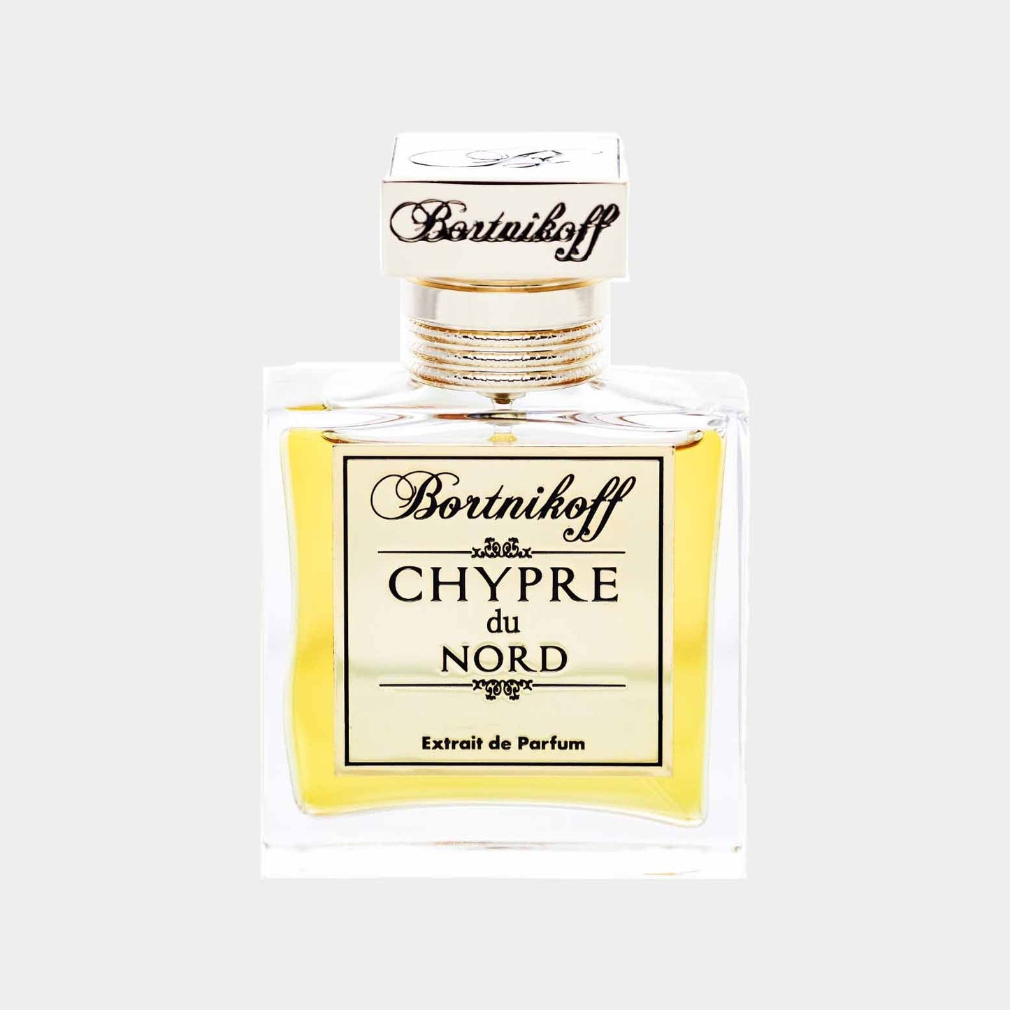 Bortnikoff Chypre Du Nord, een elegante parfumfles met een gouden vloeistof, bekend om zijn rijke, chypre-geur. Een luxe extrait de parfum in een verfijnde flacon.