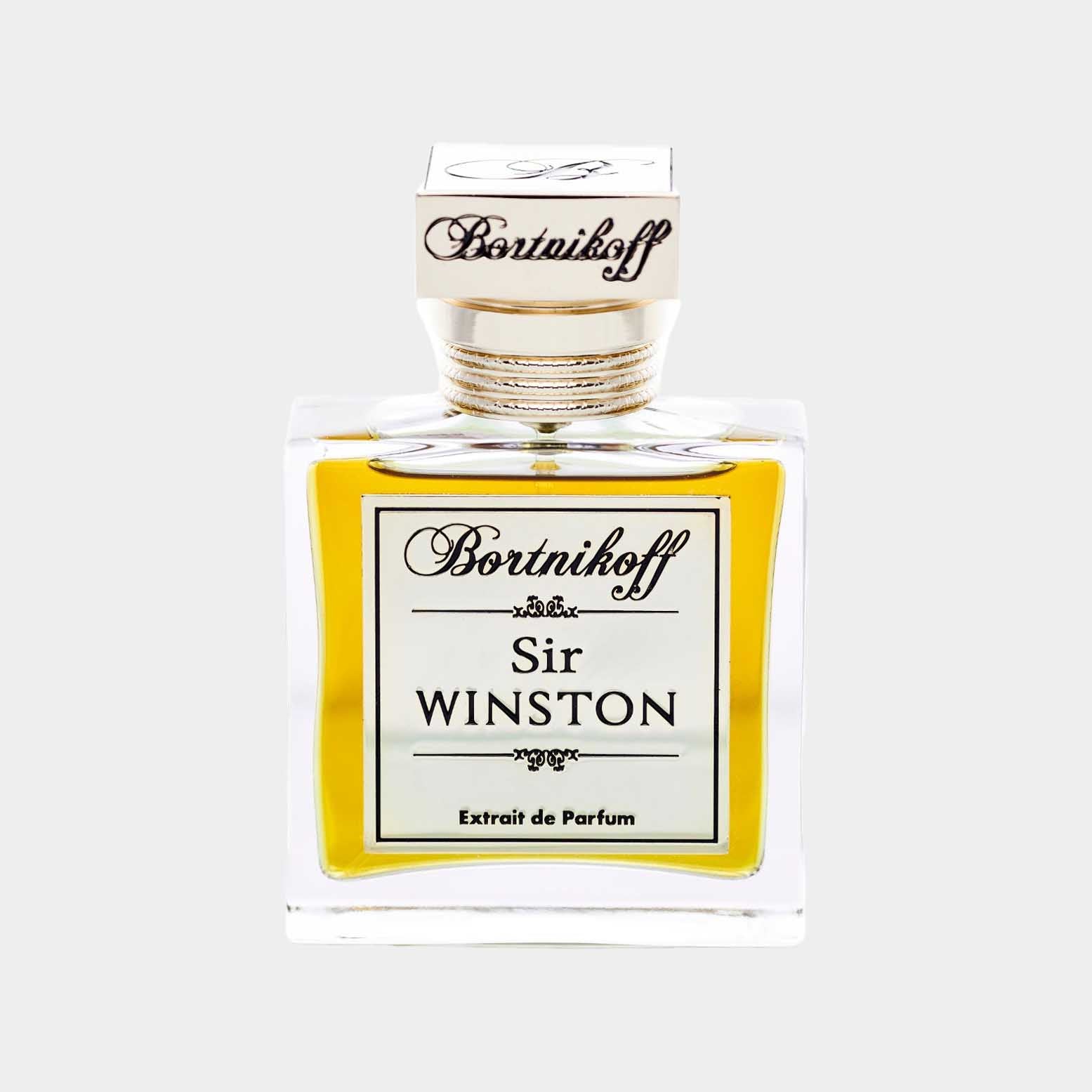 Een full bottle van Bortnikoff Sir Winston, een luxe parfum in een elegant, vierkant glazen fles met een gouden label en een verfijnde dop.