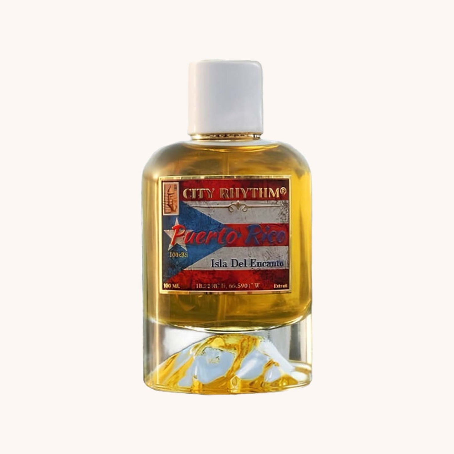 Een fles parfum van City Rhythm Puerto Rico, met een gouden vloeistof en een label dat de iconische Cubaanse vlag en de naam Isla Del Encanto toont.