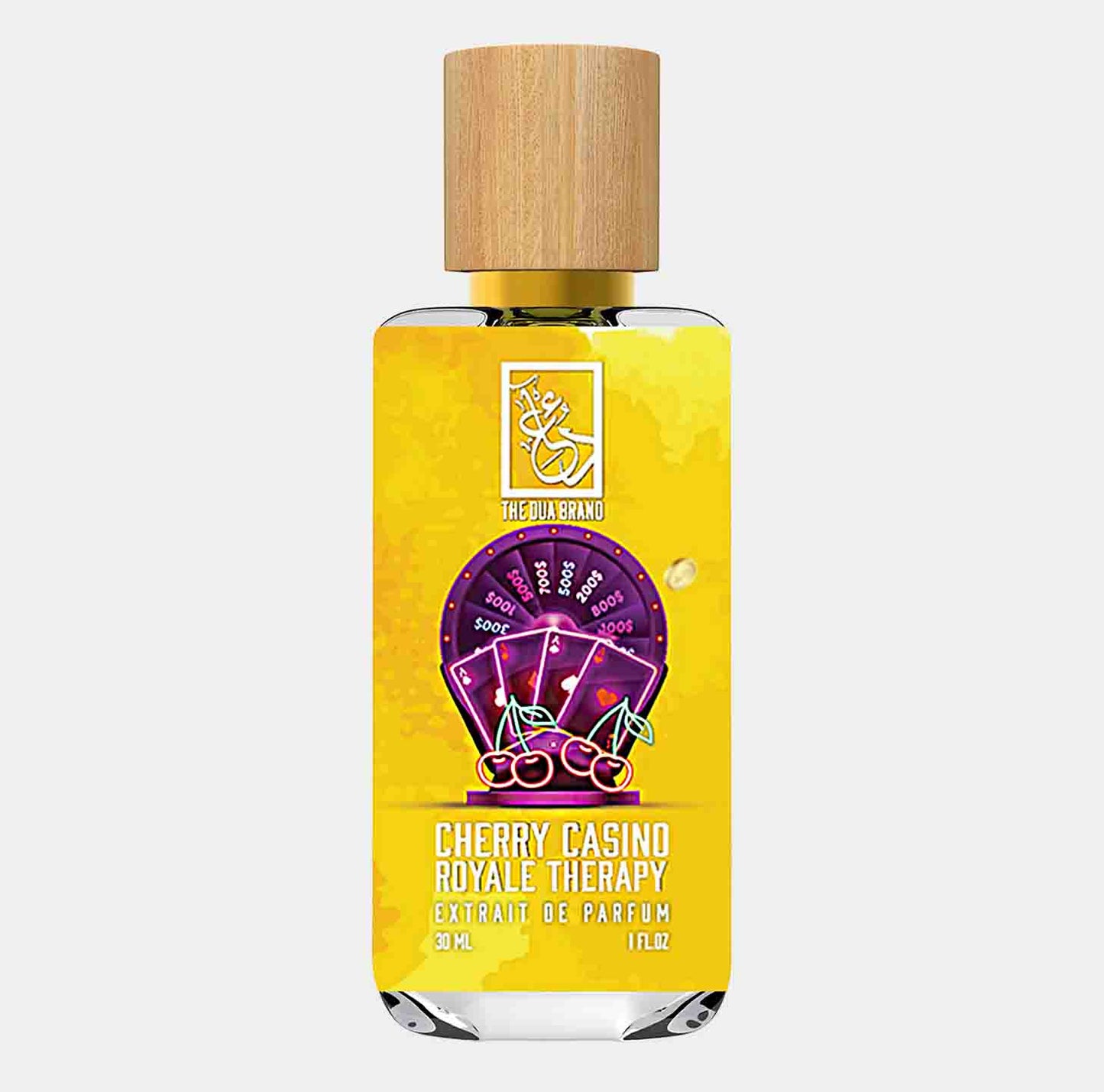 Flessenextrait van parfum Dua Cherry Casino Royale Therapy, met een levendige gele achtergrond en afbeeldingen van kersen en speelkaarten. De fles heeft een houten dop en bevat 30 ml geur.
