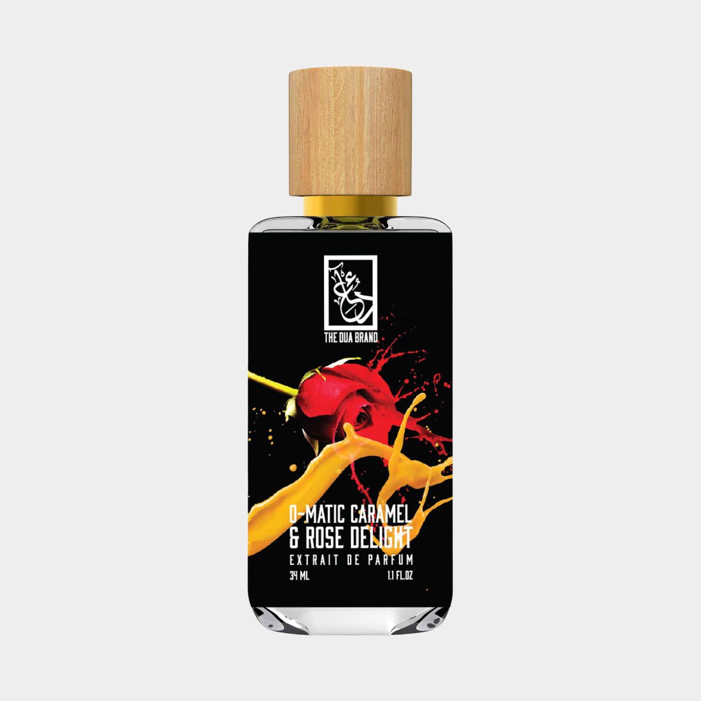 Sample van Dua O-Matic Caramel Rose Delight, een parfum in een glazen fles met een houten dop. De geur combineert de zoetheid van karamel met de romantische tonen van rozen.