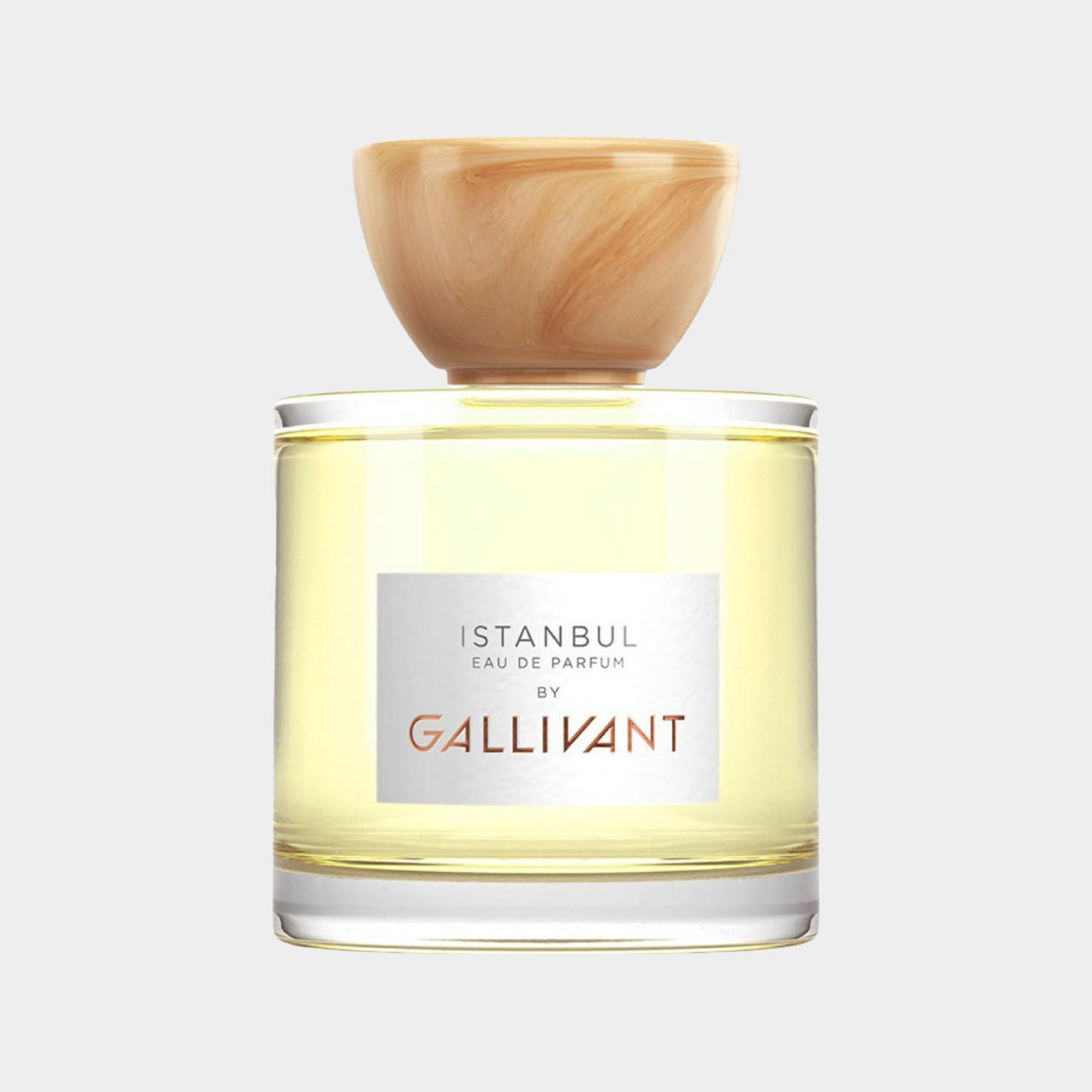 Gallivant Istanbul Sample - Een elegante parfumfles met een houten dop, gevuld met een frisse en verfijnde geur die de essentie van Istanbul vastlegt.