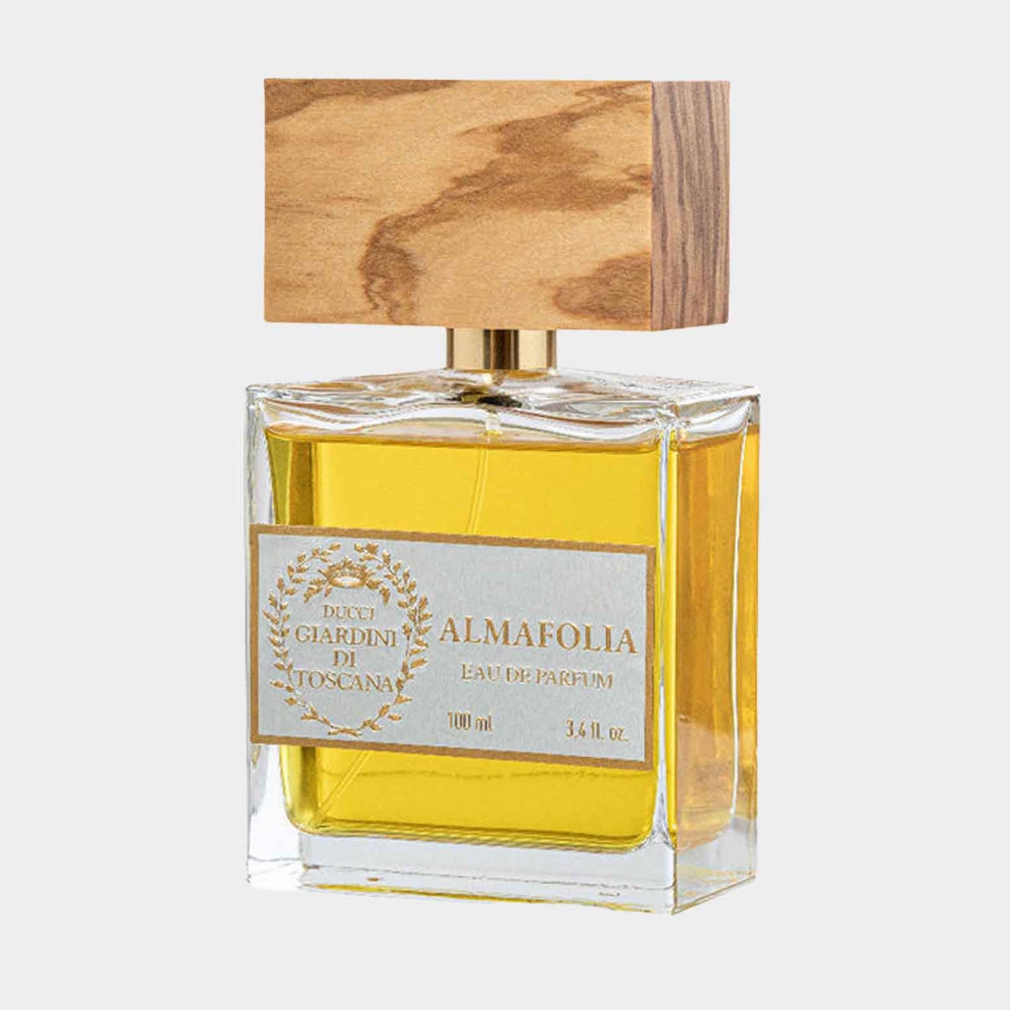 Sample van de Giardini di Toscana Almafolia, een elegante parfumfles van 100 ml met een houten dop. De geur is een luxe mix van natuurlijke ingrediënten, perfect voor een verfijnde geurervaring.