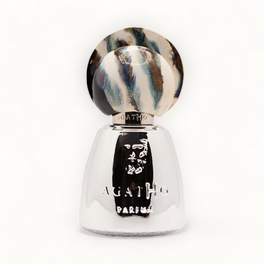 Agatho Parfum Fauno Sample, een elegante miniatuur parfumfles met een stijlvolle zilveren basis en een uniek, kunstzinnig dopontwerp.
