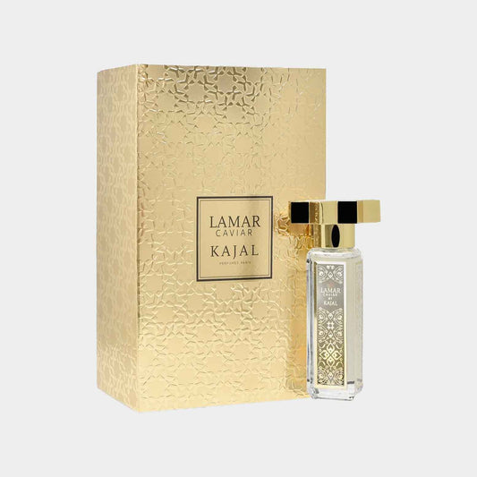 Kajal Lamar Caviar Parfum DEau Sample in een elegante, gouden verpakking met een luxe parfumflesje. Perfect voor een verfijnde geurervaring.