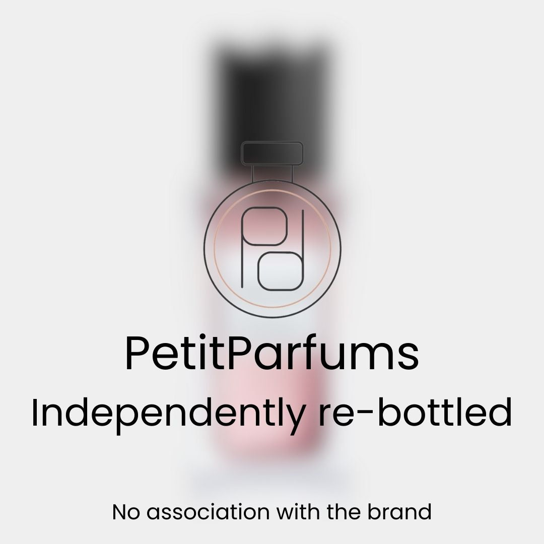 Lavallière Sample in een elegant, transparant flesje van PetitParfums, opnieuw gebotteld voor een unieke geurervaring.