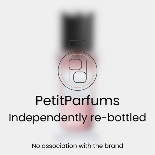 Lavallière Sample in een elegant, transparant flesje van PetitParfums, opnieuw gebotteld voor een unieke geurervaring.