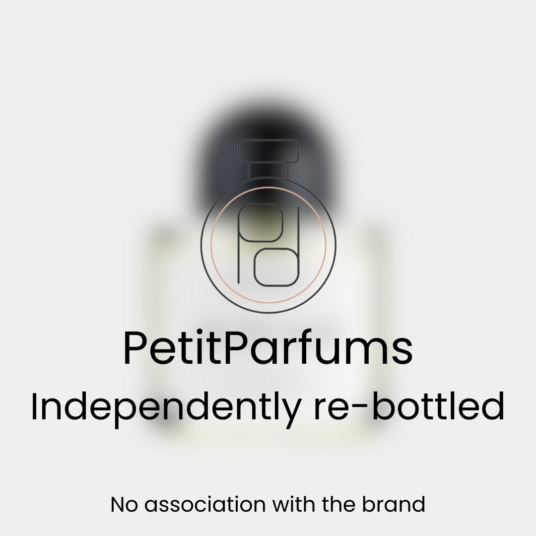 Velvet Haze Sample van Petit Parfums, onafhankelijk herverpakt. Deze geur biedt een luxe ervaring in een stijlvolle flacon.