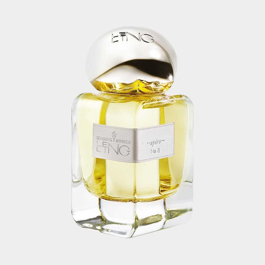 Lengling No. 8 – Apéro Sample, een elegant parfum in een stijlvolle fles met een gouden dop, perfect voor een feestelijke gelegenheid.