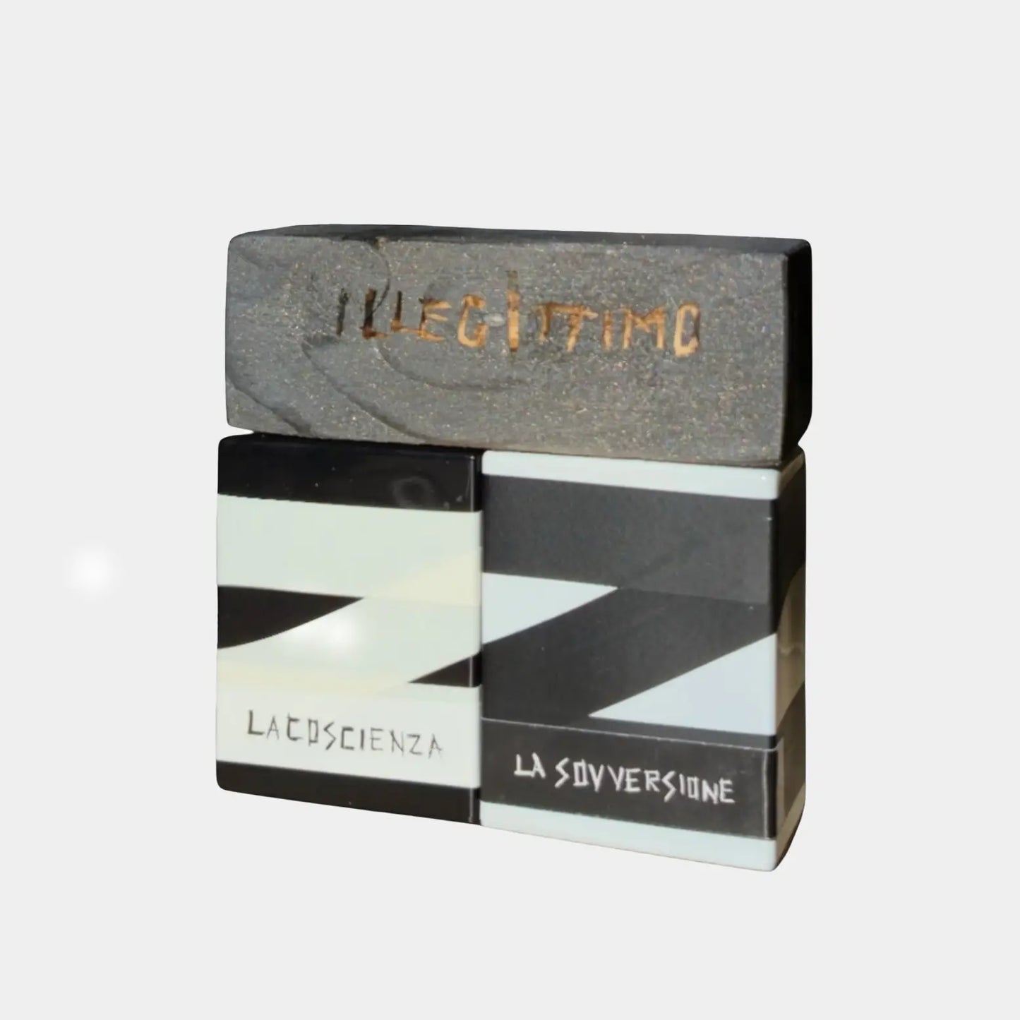 Lumi illegittimo mixed Sample