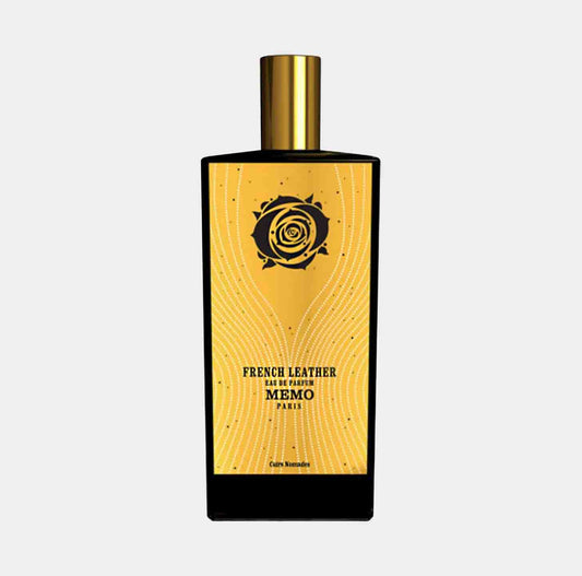 Memo Paris French Leather Sample, een elegante geur in een zwarte flacon met een gouden label en een rozenmotief, perfect voor liefhebbers van luxe parfums.