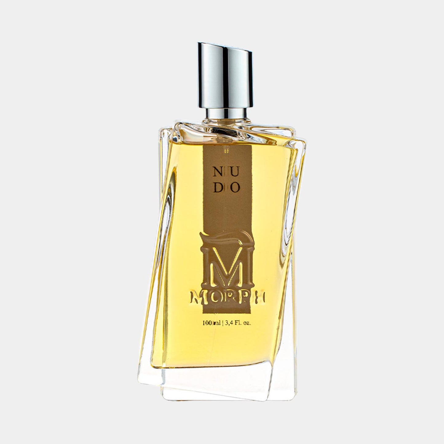 Morph Nudo Sample is een elegant flacon met een moderne vormgeving, gevuld met een gouden parfum. Het flesje bevat 100 ml van de geur.