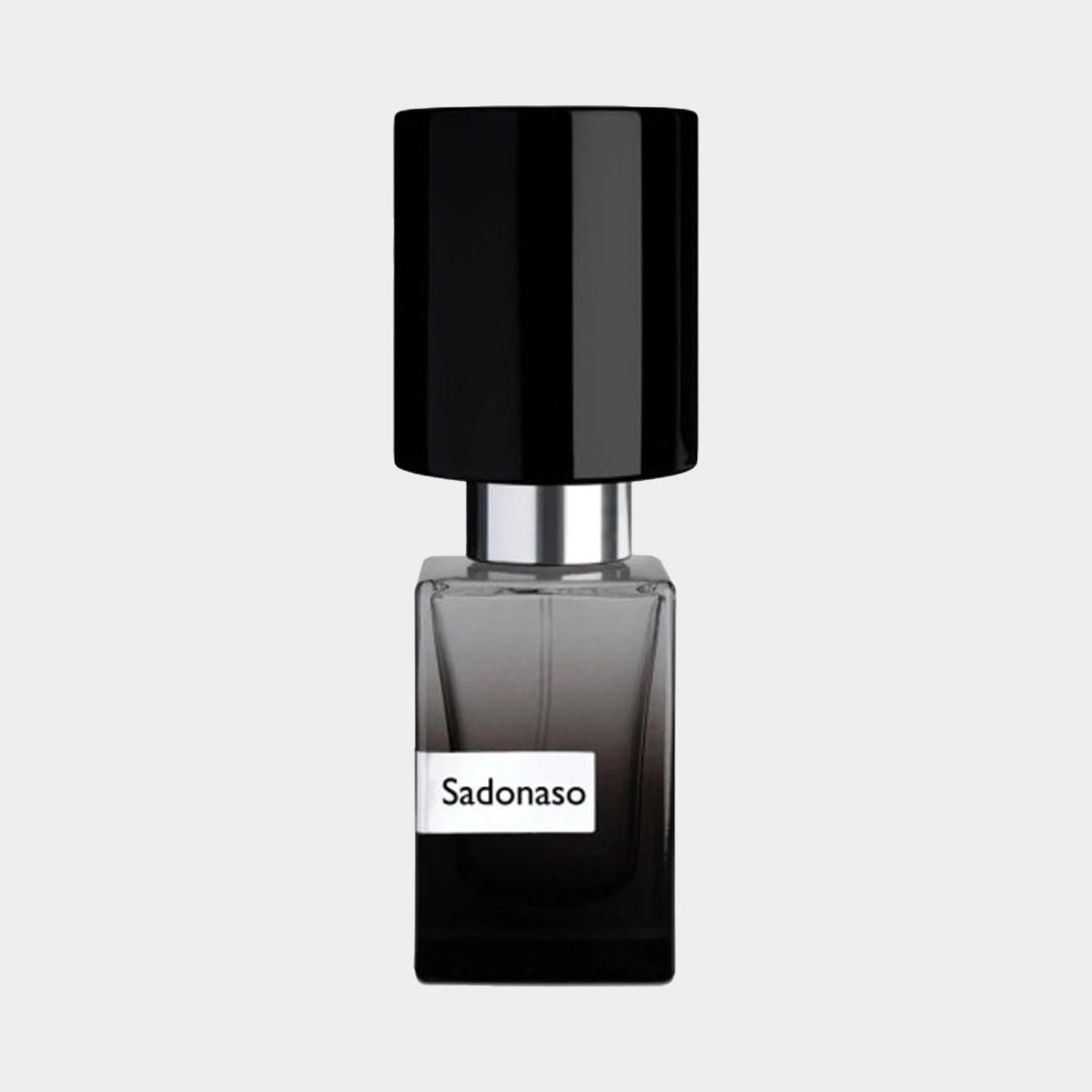 Een sample van Nasomatto Sadonaso in een elegant, zwart glazen flesje met een opvallende zwarte dop. Het ontwerp benadrukt de luxe en verfijning van deze unieke geur.