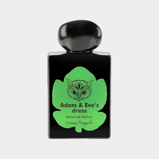 Lorenzo Pazzaglia Adam & Eves Dress Sample, een elegant parfumflesje met een groen bladontwerp en zwarte achtergrond, dat de geur Extrait de Parfum bevat.