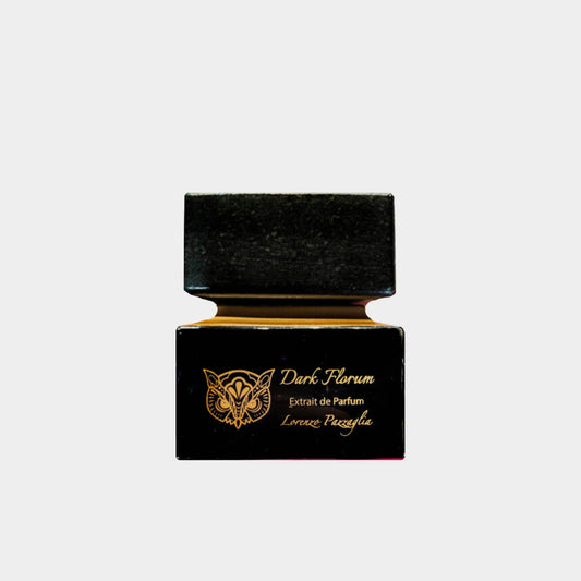 Lorenzo Pazzaglia Dark Florum Sample, een elegant zwart parfumflesje met gouden opdruk en een chique uitstraling.
