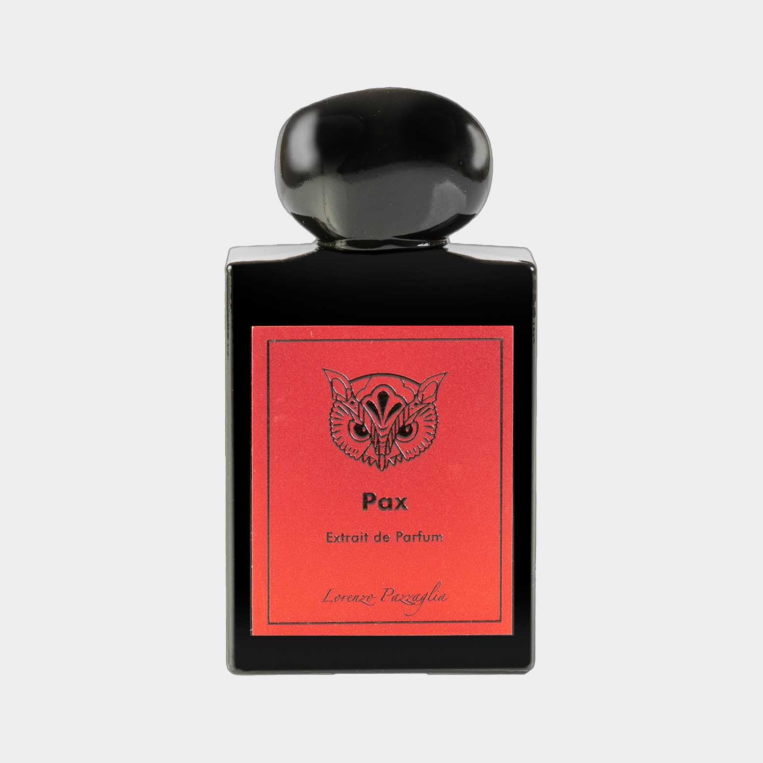 Fles van Lorenzo Pazzaglia Pax, een luxe parfum in een elegante zwarte flacon met een opvallend rode label en een decoratief ontwerp.