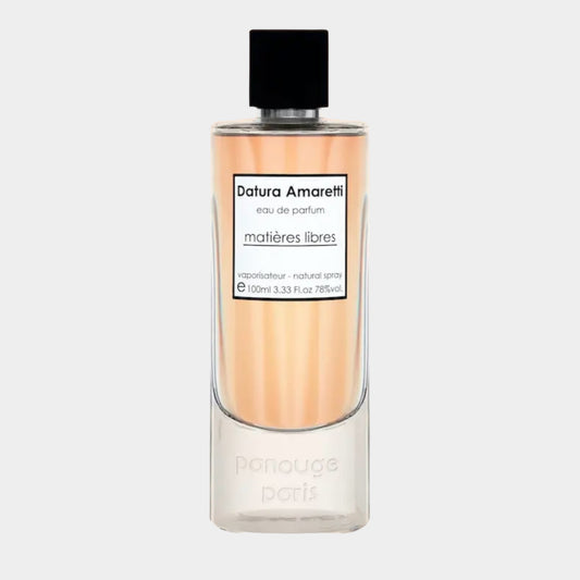 Panouge Paris Datura Amaretti Sample, een elegante parfumfles met een zachte roze vloeistof, ontworpen voor een unieke geurervaring.