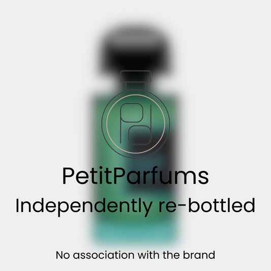 Pas Ce Soir EXDP Sample van PetitParfums, onafhankelijk opnieuw gebotteld. De fles heeft een groene tint met een elegante dop.