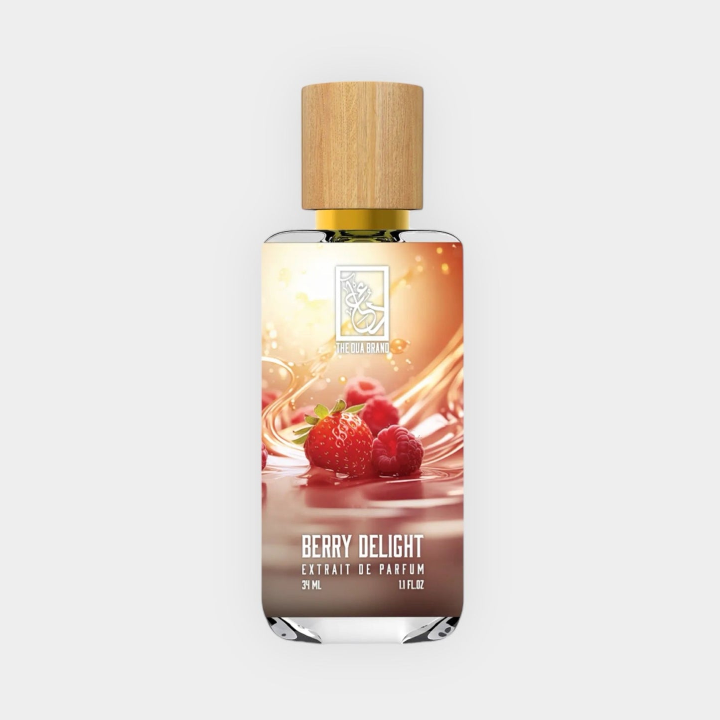 Dua Berry Delight Sample, een elegantere parfumfles met een houten dop en een kleurrijke afbeelding van bessen en romige dessertaccenten.