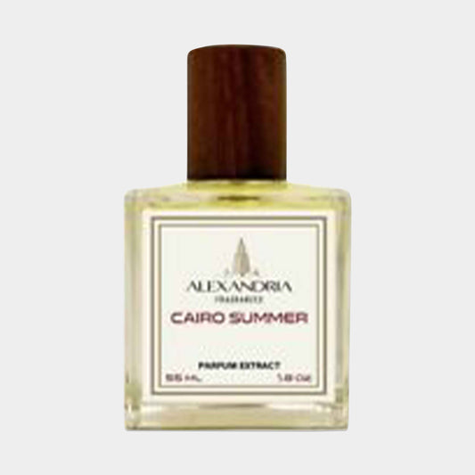 Flesje van de Alexandria Fragrances Cairo Summer Sample, met een houten dop en een label dat de parfumextract inhoud van 55 ml aangeeft.