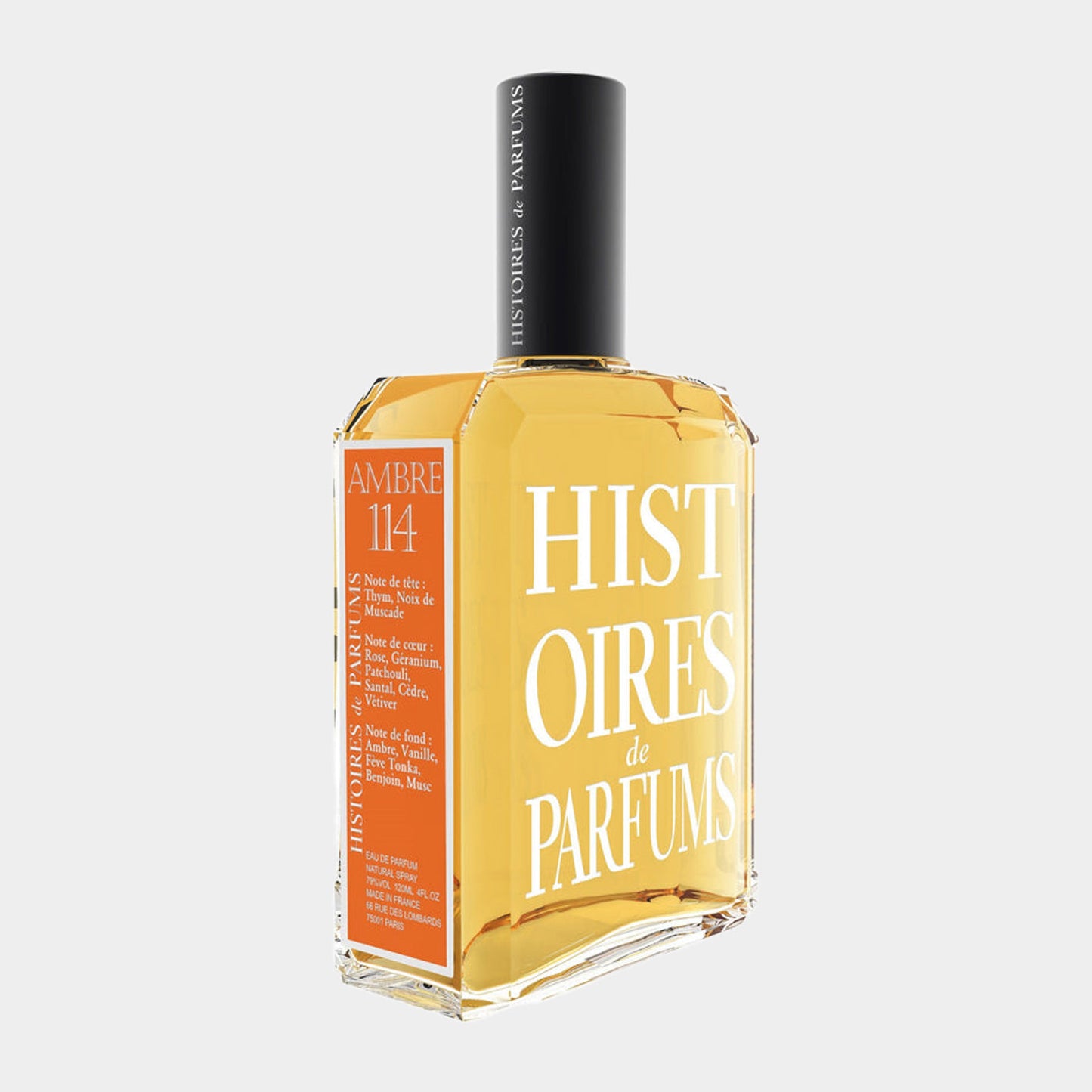 Alternatieve tekst: Staaltje van Histoires de Parfums Ambre 114, een luxe parfum met een warme, ambra-geurtonen. De fles heeft een elegante, hoekige vorm met een zwart dopje en een opvallend etiket.